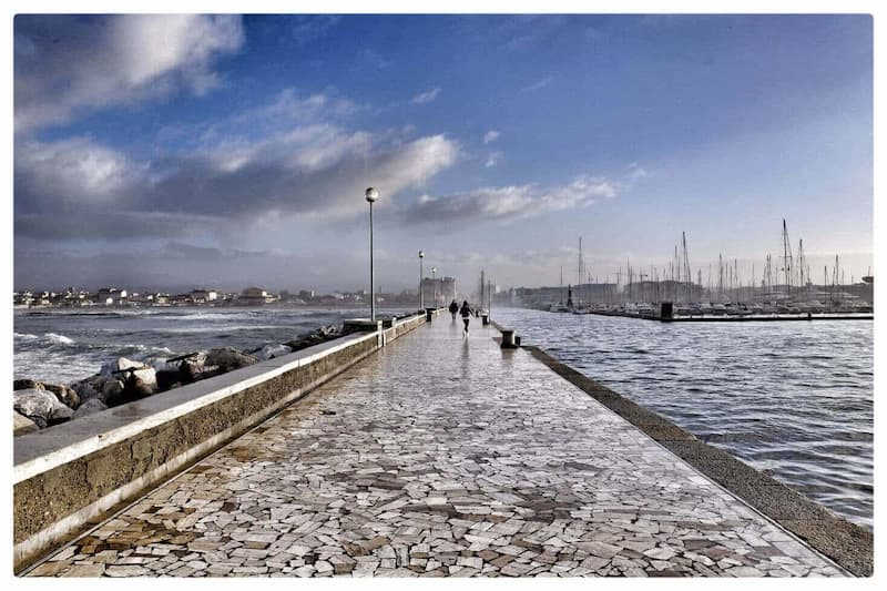 Panoramica del lungomolo